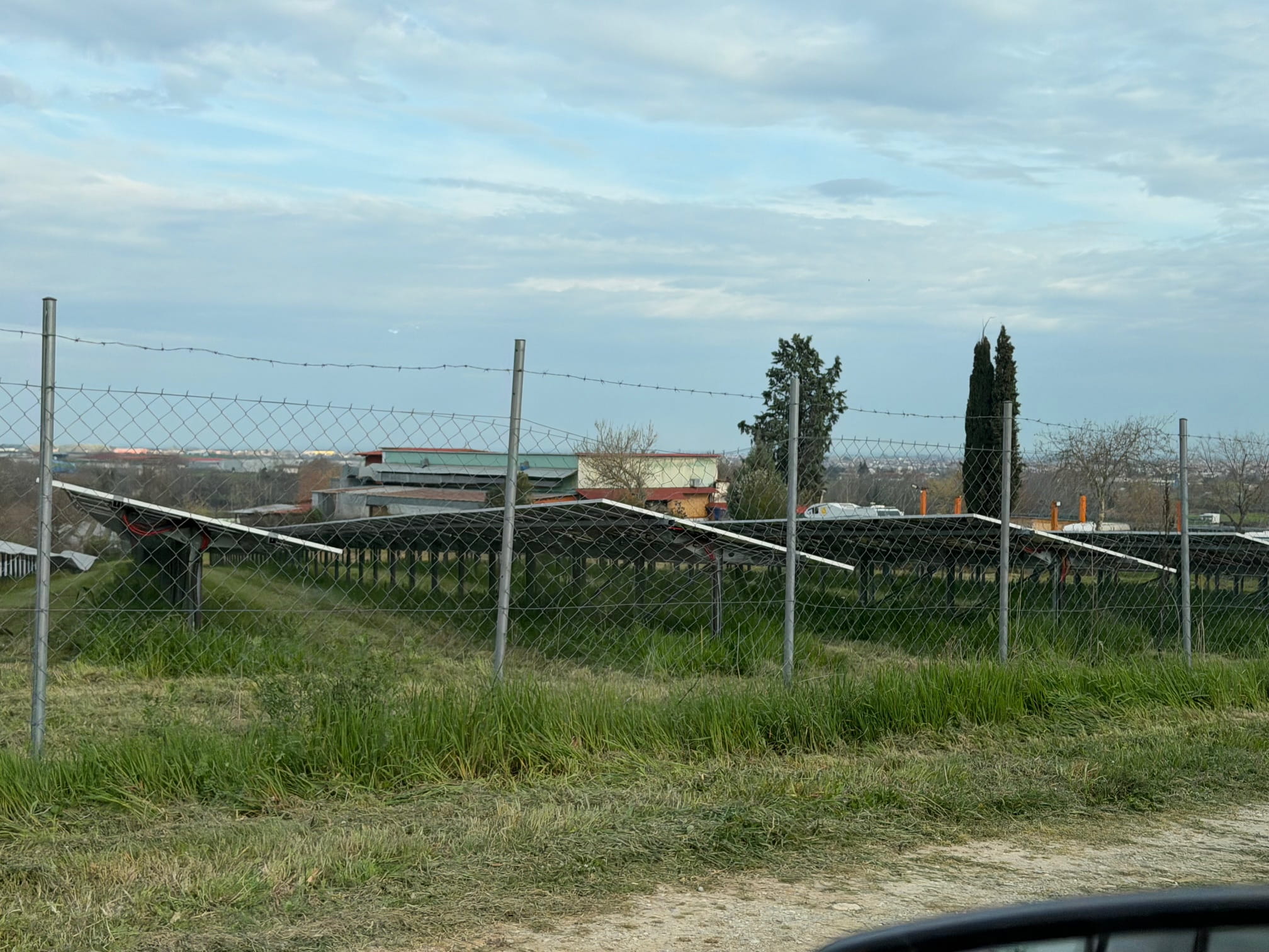 Αγροτεμάχιο με κτίσμα  σε πλειστηριασμό Municipality of Katerini