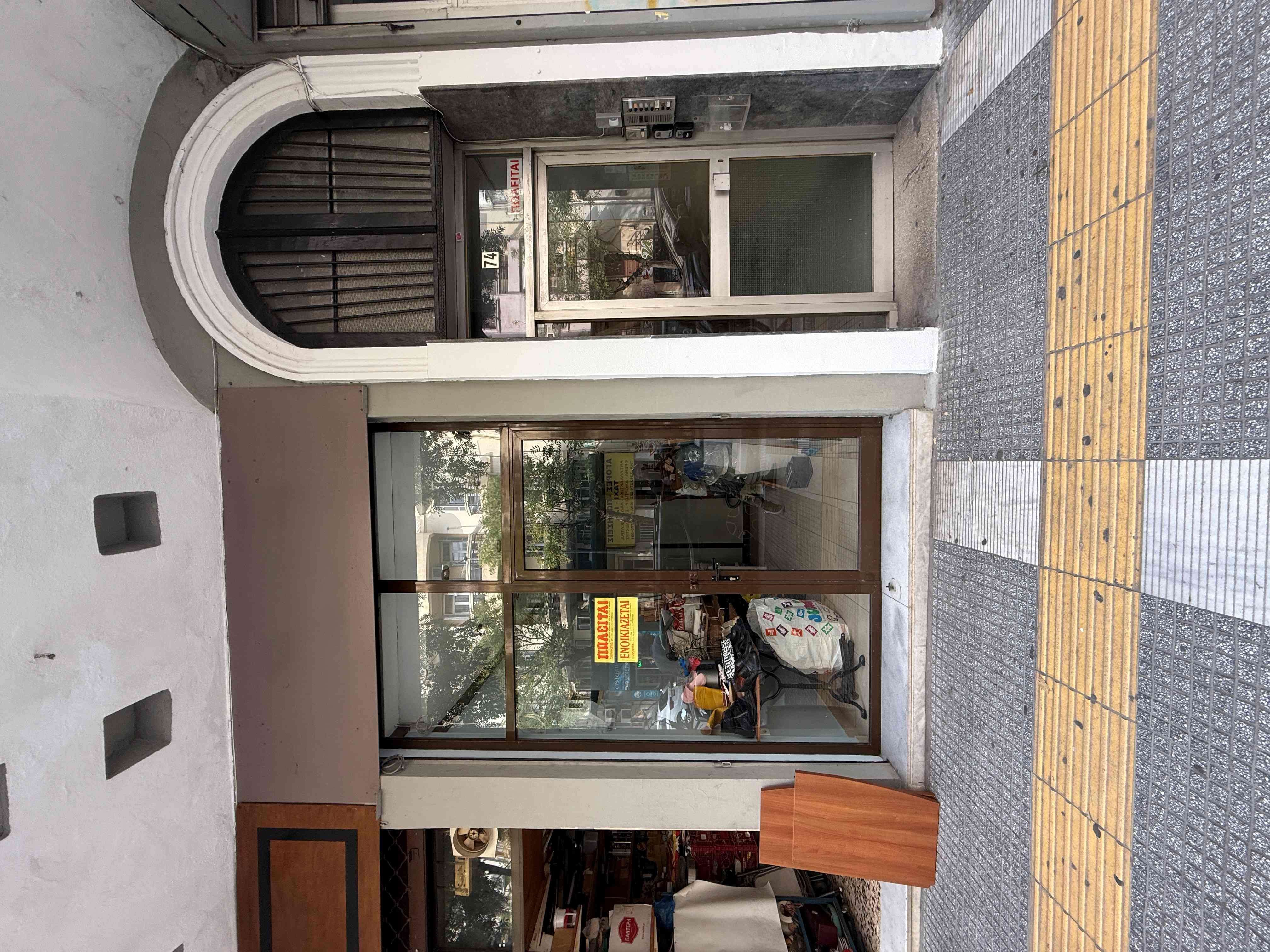 photo1