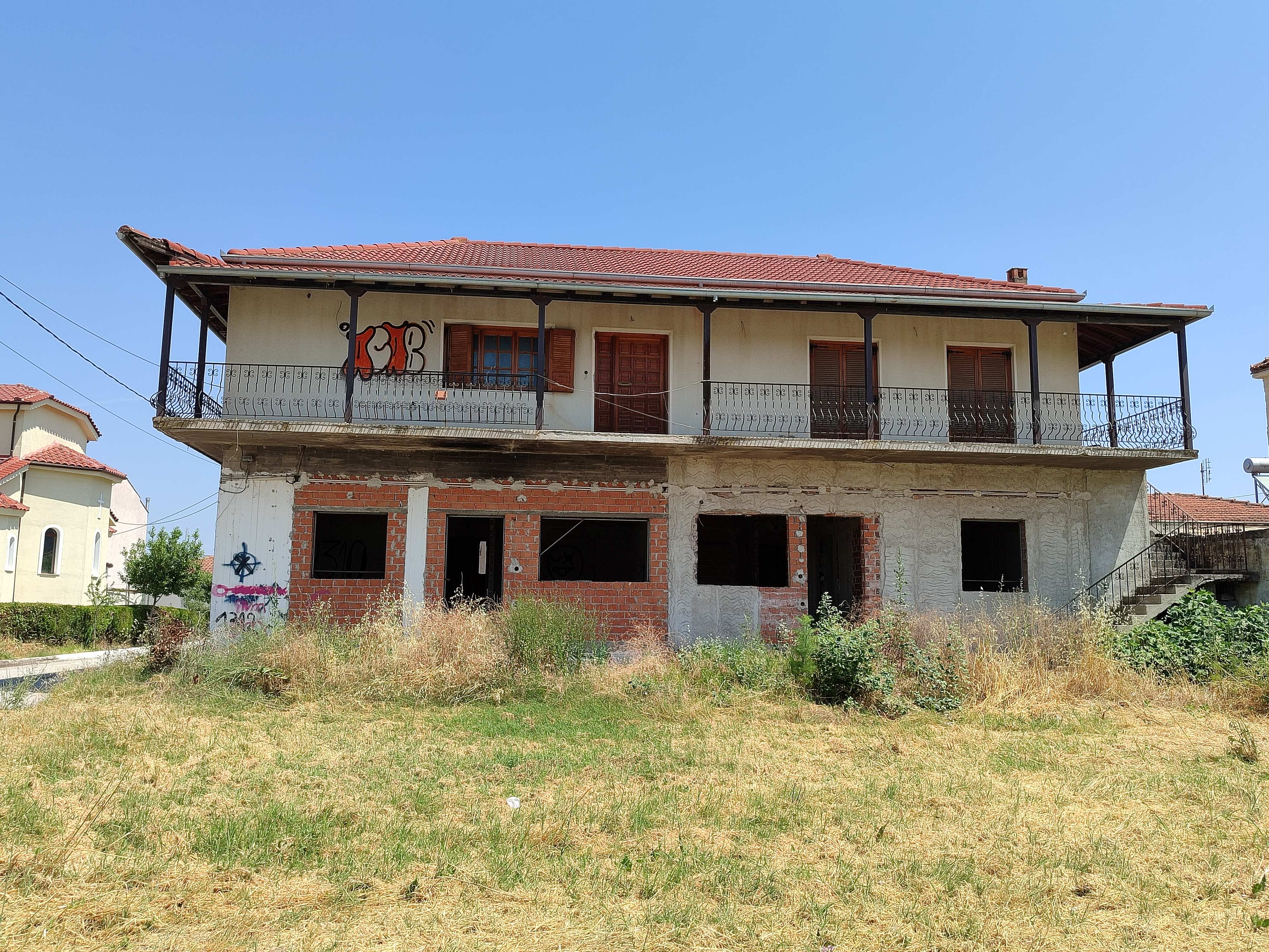 photo2