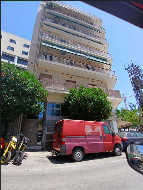 photo1