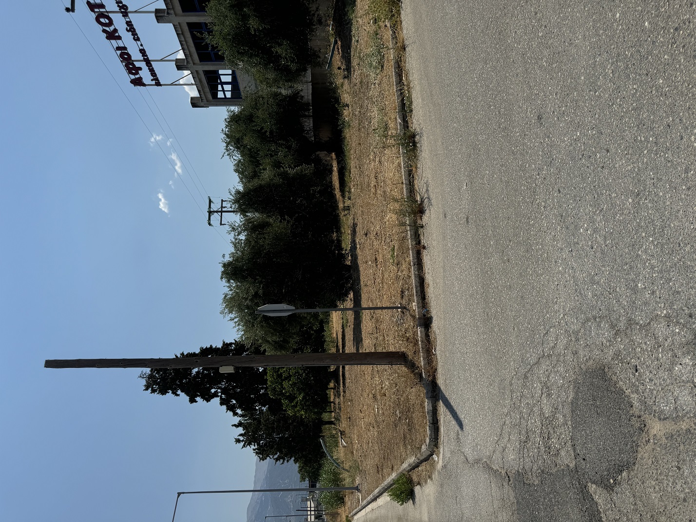 photo1