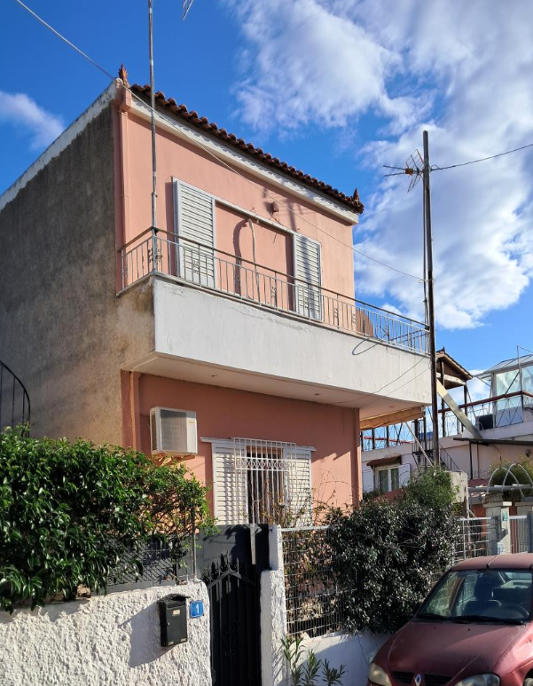 Οικόπεδο με κτίσμα  σε πλειστηριασμό Δήμος Σπάτων - Αρτέμιδος