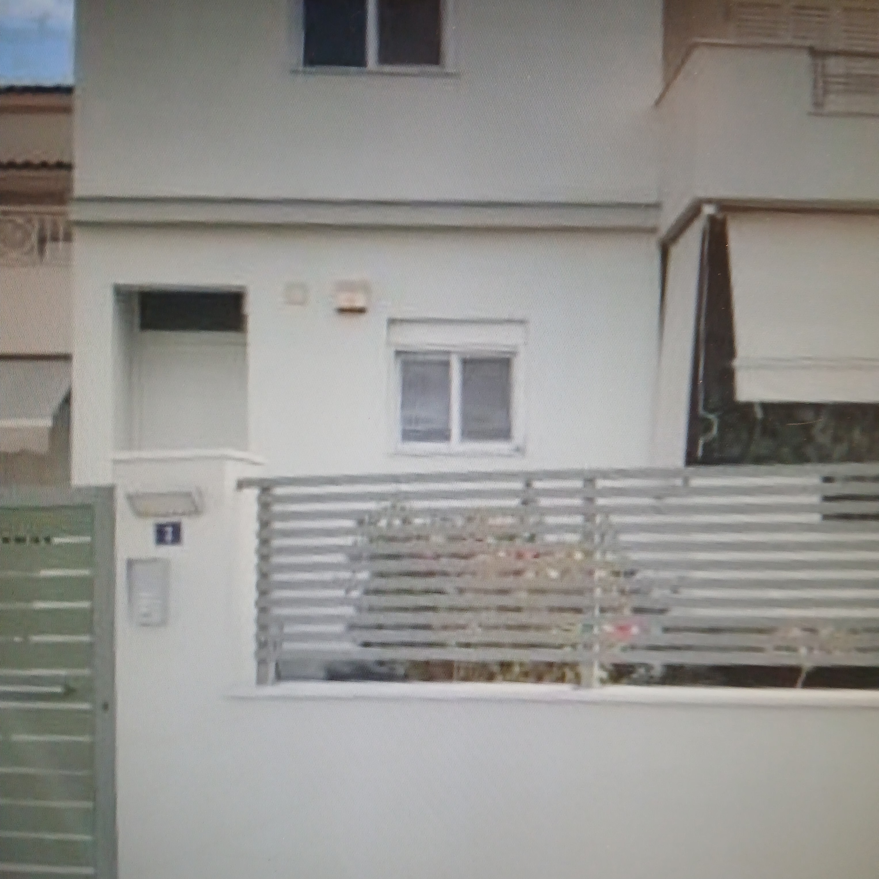 Οικόπεδο με κτίσμα  σε πλειστηριασμό Municipality of Megareo