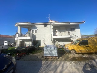 photo1