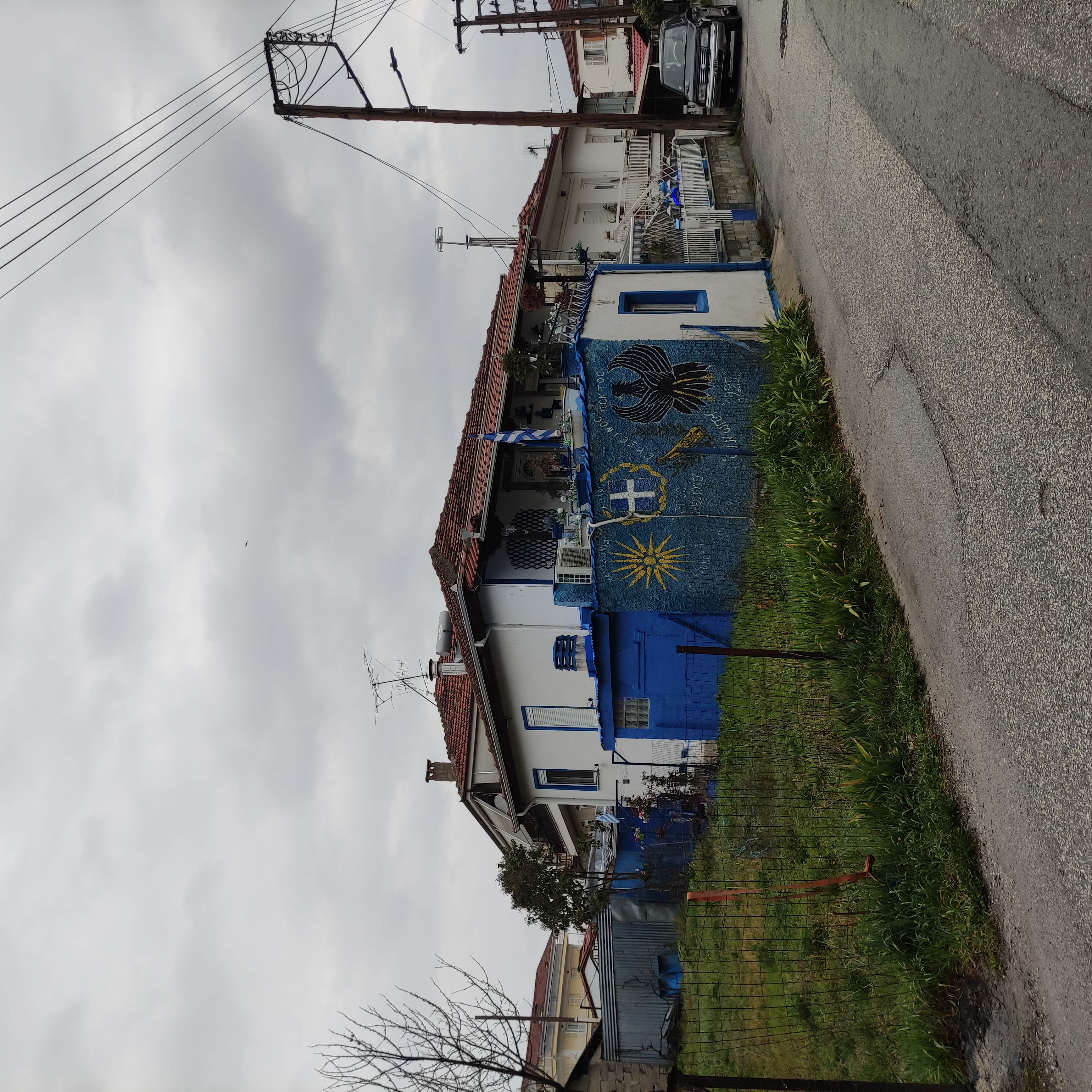 photo1