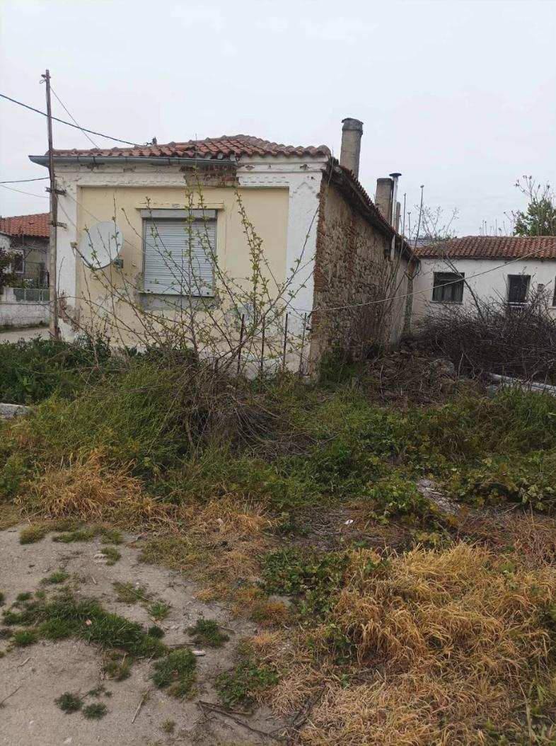 Οικόπεδο με κτίσμα  σε πλειστηριασμό Δήμος Αλεξανδρούπολης