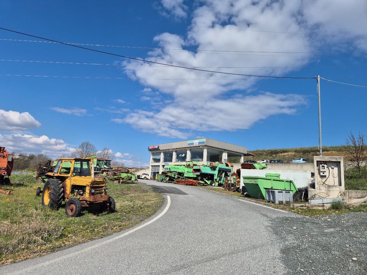 Αγροτεμάχιο με κτίσμα 120 sq.m. σε πλειστηριασμό Municipality of Grevena