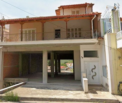 Οικόπεδο με κτίσμα  σε πλειστηριασμό Δήμος Λεβαδέων