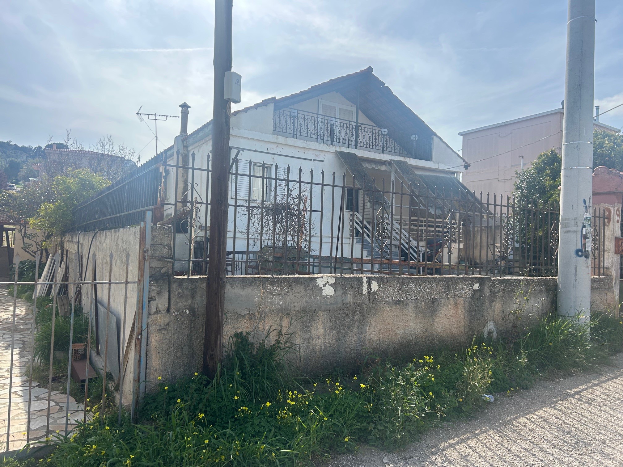 Οικόπεδο με κτίσμα  σε πλειστηριασμό Municipality of Spata - Artemis