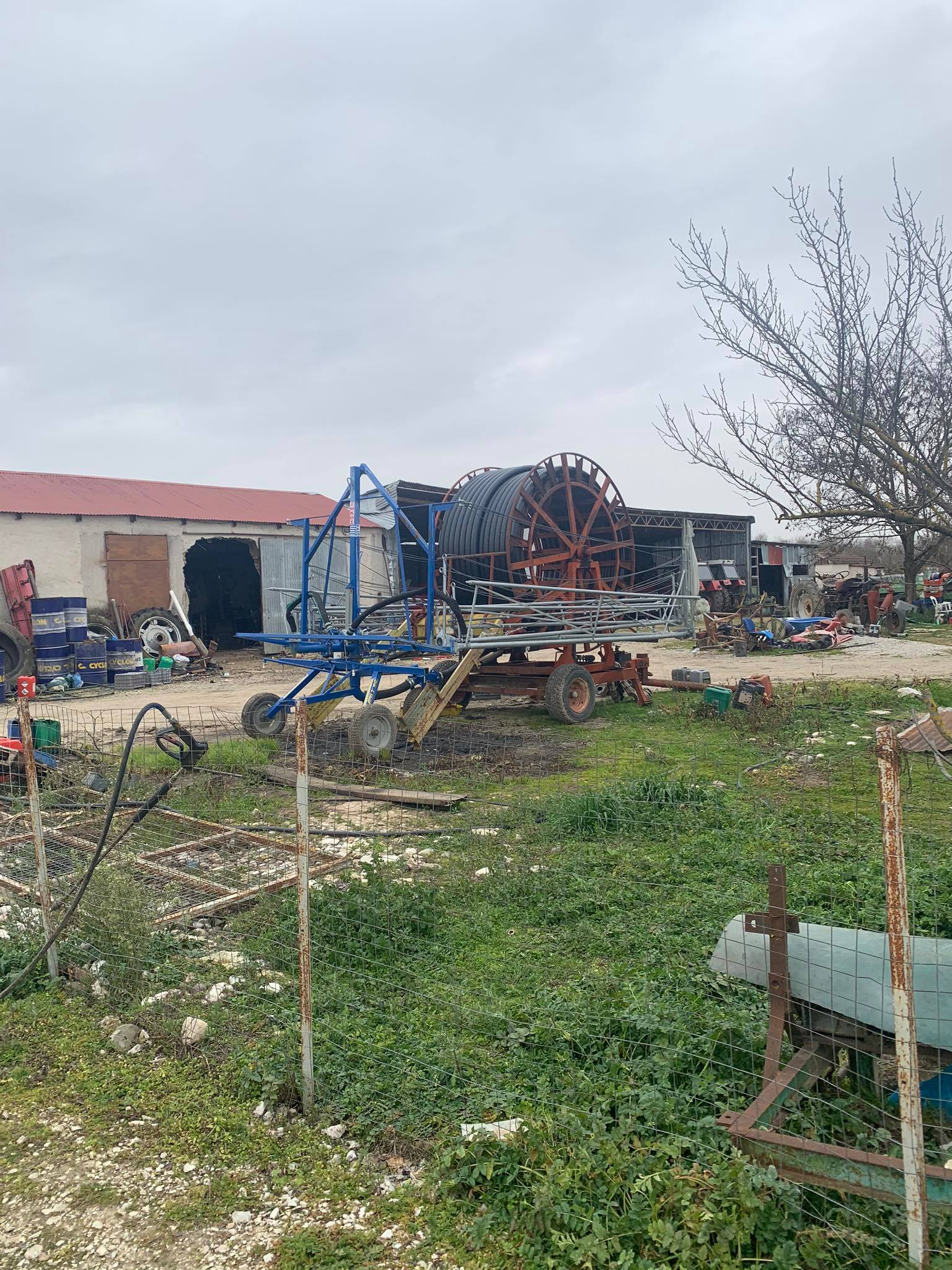 Οικόπεδο με κτίσμα  σε πλειστηριασμό Δήμος Φαρκαδόνας
