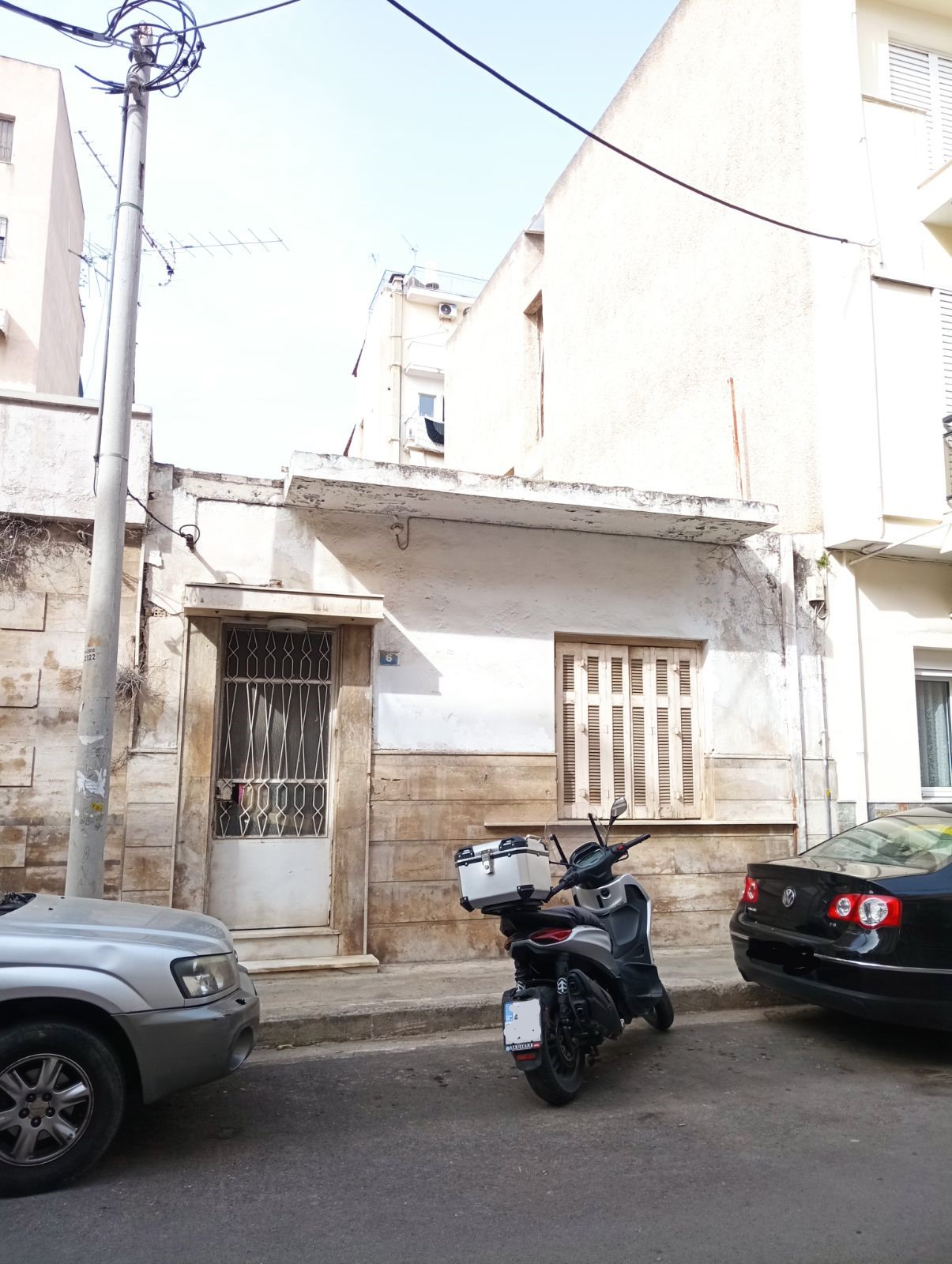 photo1