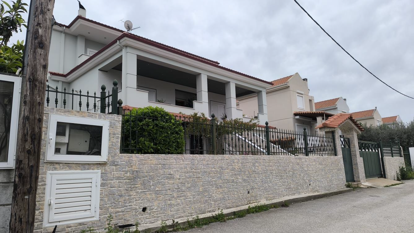 Οικόπεδο με κτίσμα  σε πλειστηριασμό Municipality of Loutraki - Perachora - Ag. 