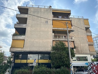 photo1