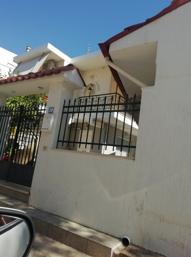 Αγροτεμάχιο με κτίσμα  σε πλειστηριασμό Δήμος Ωρωπού