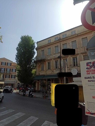 photo1