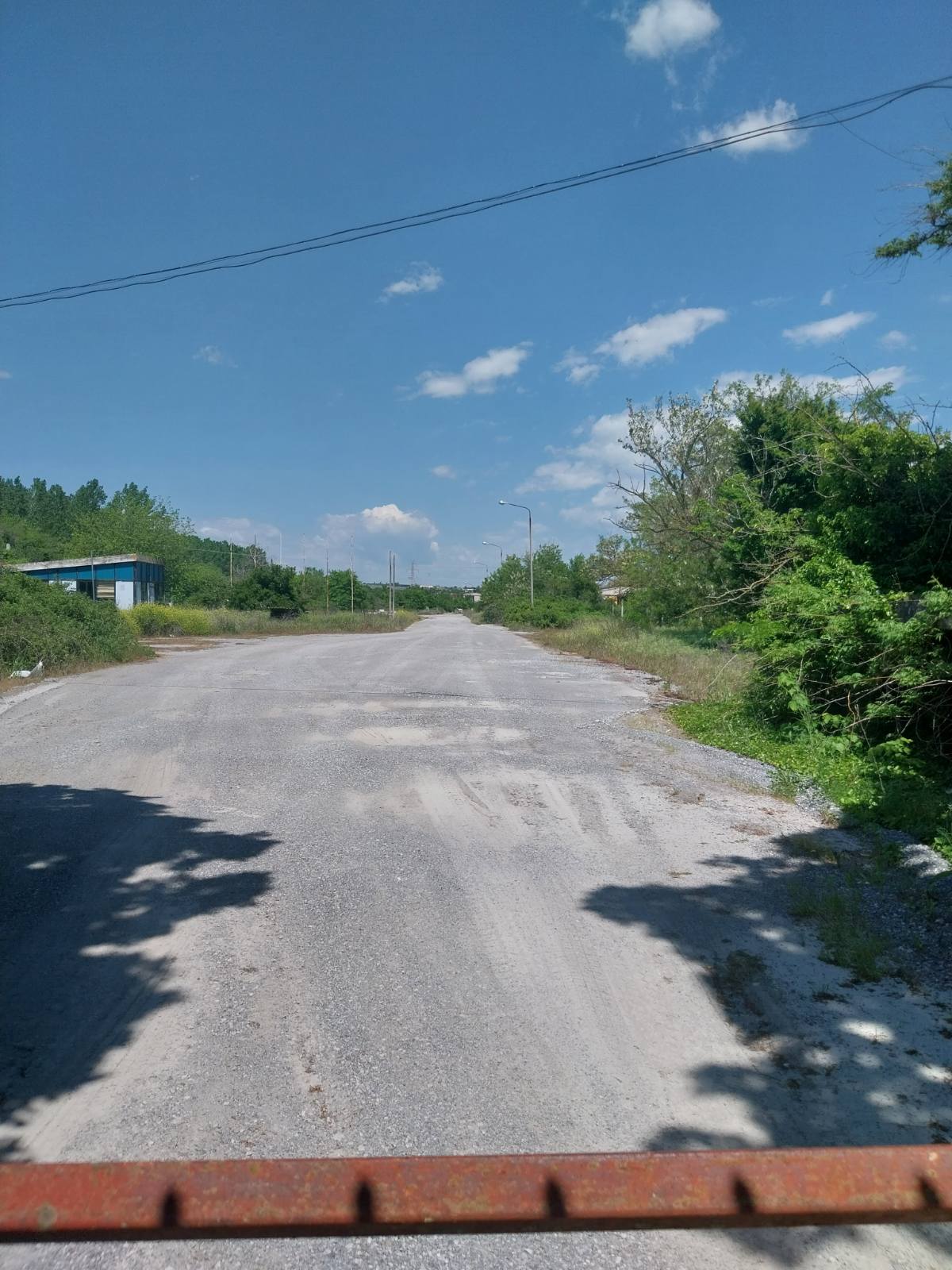 photo1