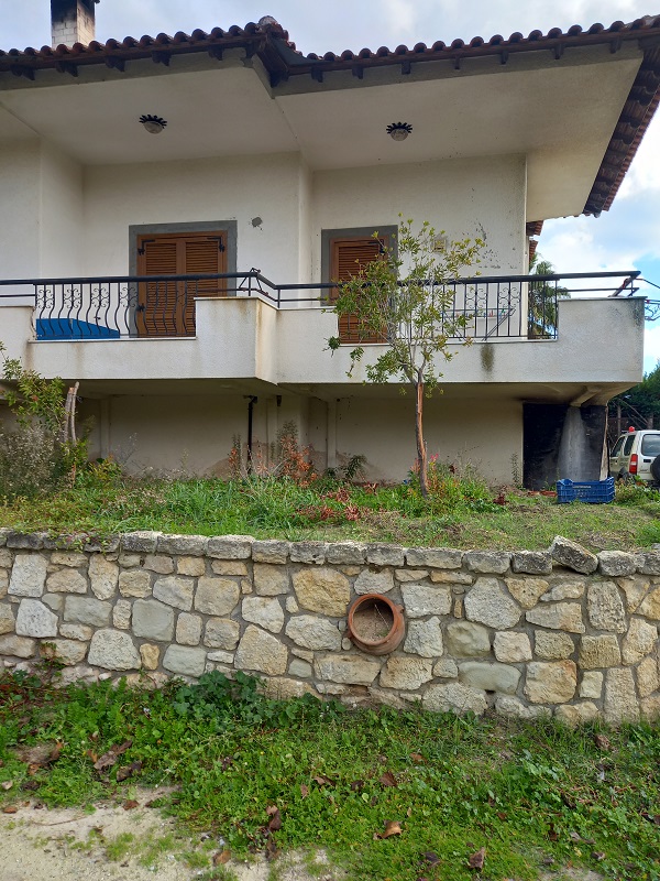 Οικόπεδο με κτίσμα  σε πλειστηριασμό Municipality of Kassandra