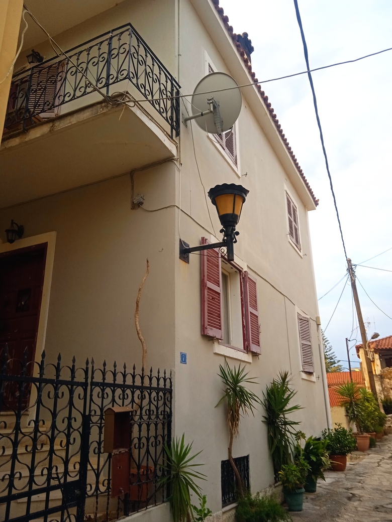 photo1