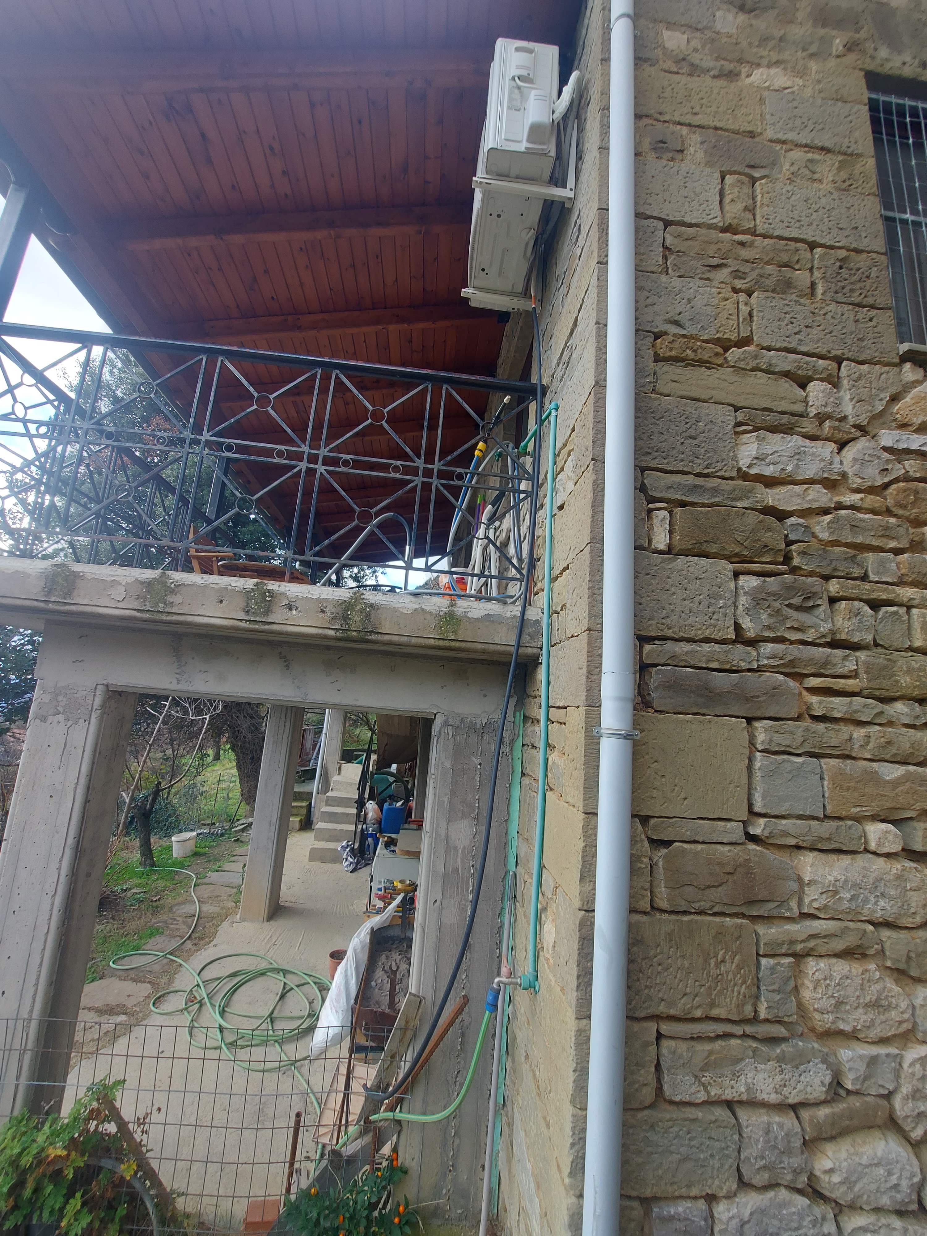 Οικόπεδο με κτίσμα  σε πλειστηριασμό Δήμος Κεντρικών Τζουμέρκων