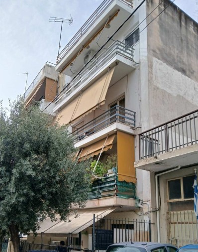 photo1