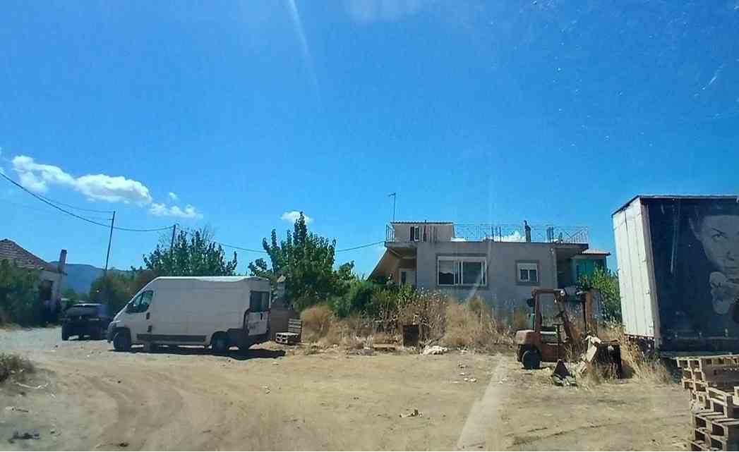 Οικόπεδο με κτίσμα  σε πλειστηριασμό Δήμος Αγρινίου