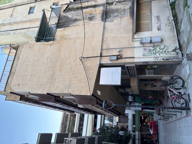 photo1