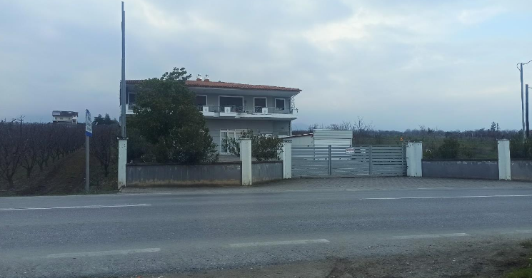 Οικόπεδο με κτίσμα  σε πλειστηριασμό Δήμος Ηρωικής Πόλεως Νάουσας