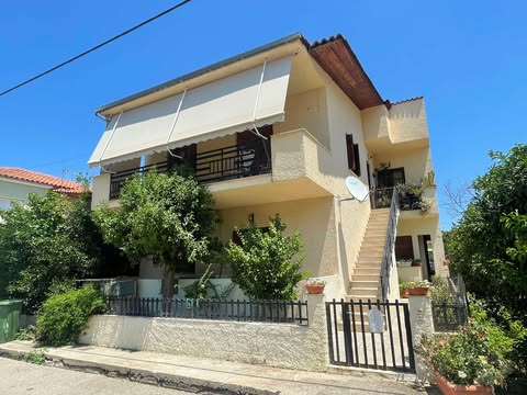 Οικόπεδο με κτίσμα 112.28 sq.m. σε πλειστηριασμό Municipality of Aegialia