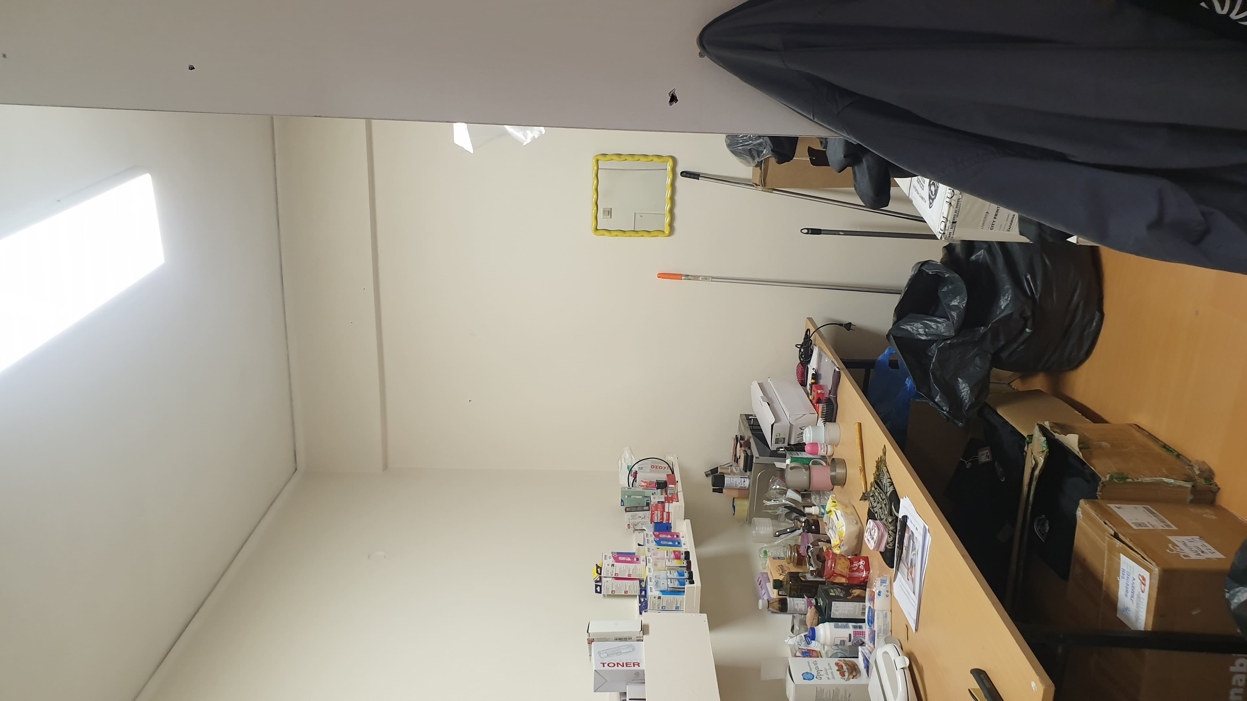 photo1