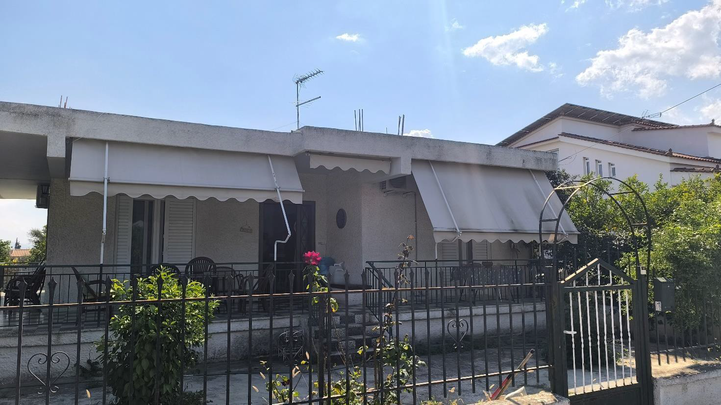 Οικόπεδο με κτίσμα  σε πλειστηριασμό Δήμος Βέλου - Βόχας