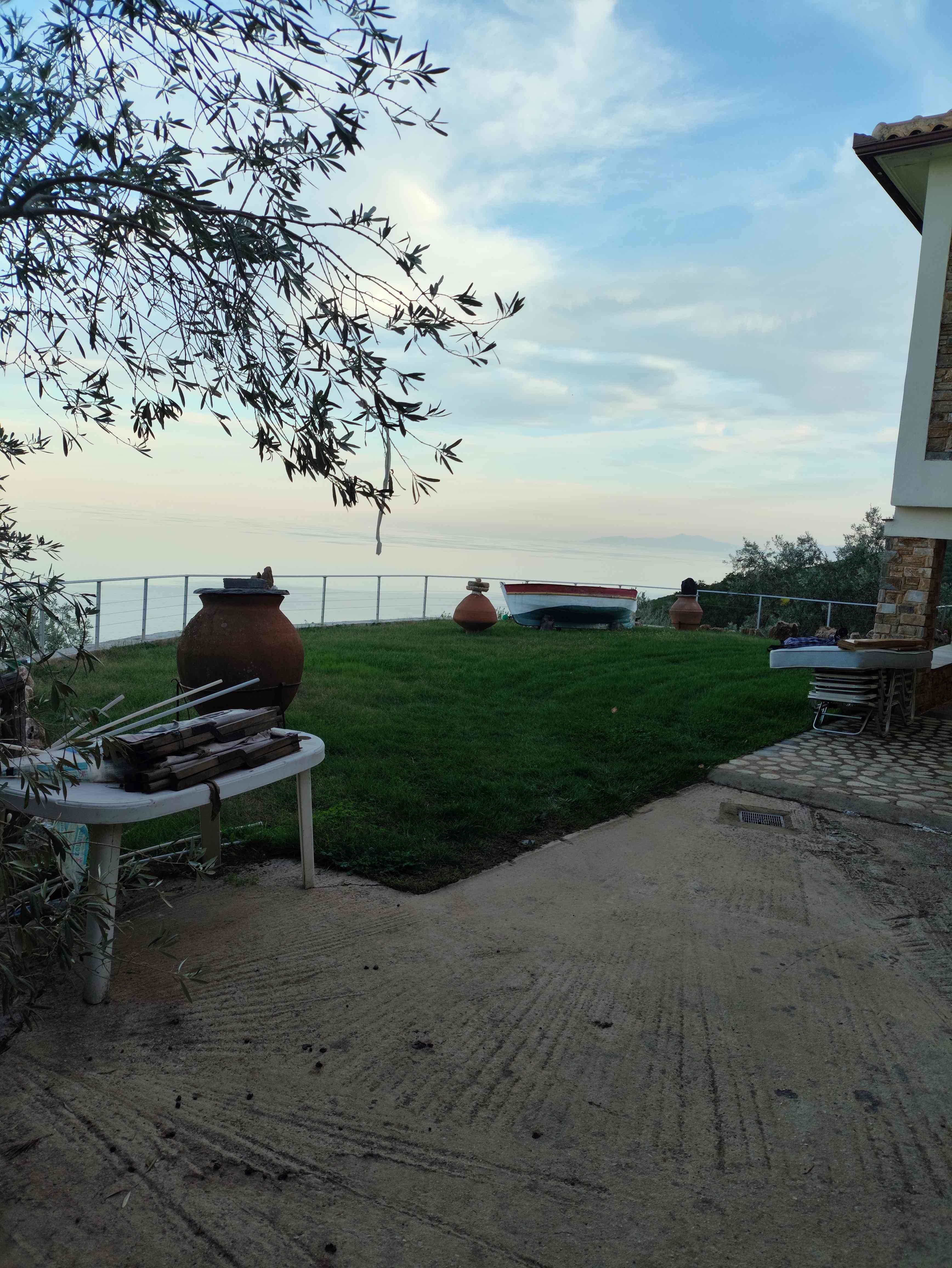 Αγροτεμάχιο με κτίσμα 10 sq.m. σε πλειστηριασμό Municipality of South Pelion