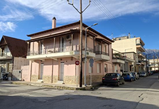 photo1