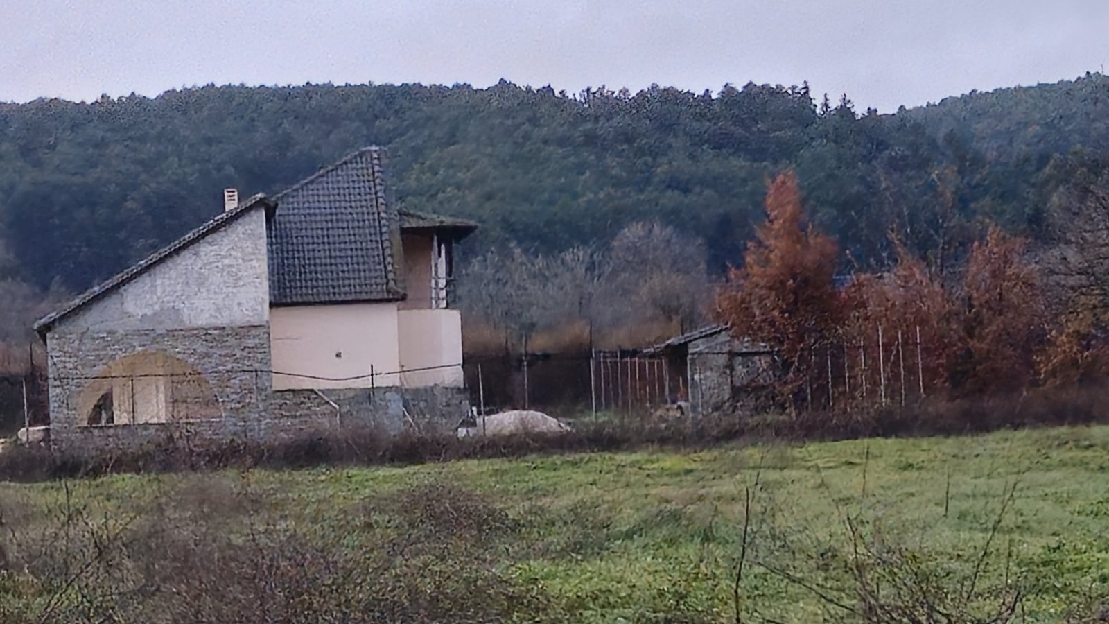 Αγροτεμάχιο με κτίσμα  σε πλειστηριασμό Municipality of Sikyonia