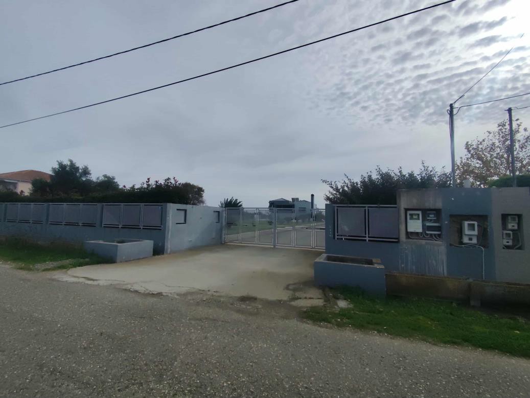 Αγροτεμάχιο με κτίσμα  σε πλειστηριασμό Municipality of Pyrgos