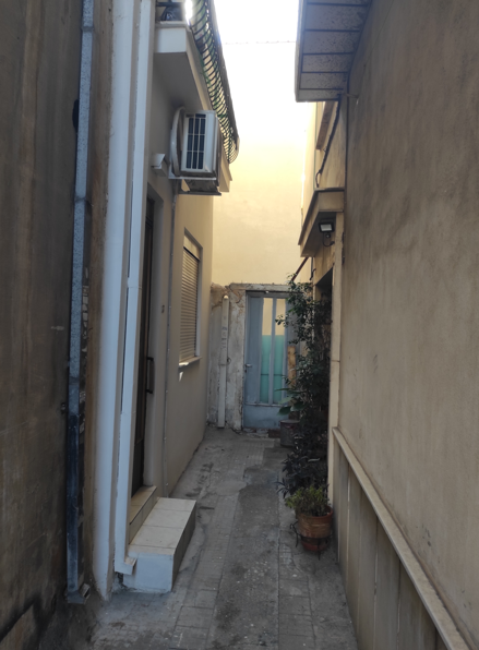 photo1