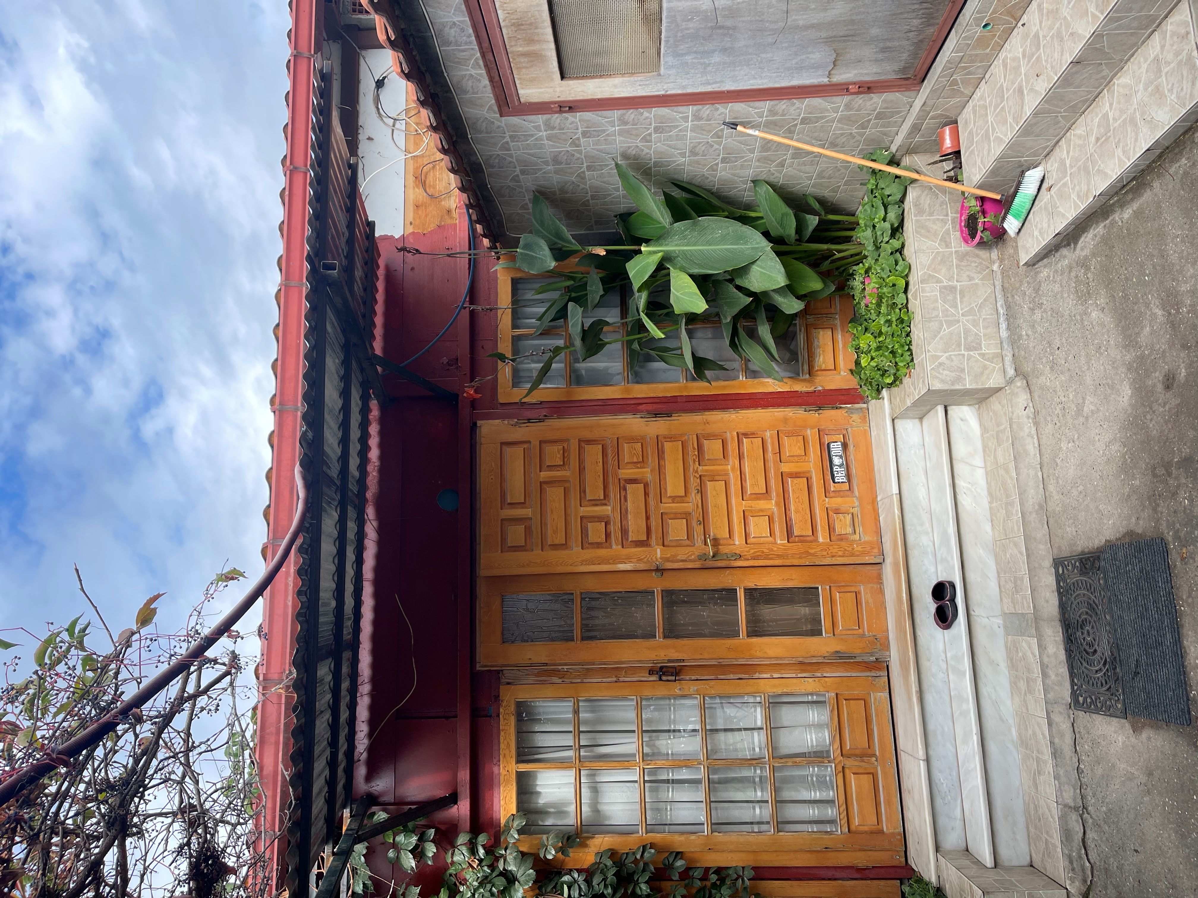 Οικόπεδο με κτίσμα  σε πλειστηριασμό Δήμος Ηρωικής Πόλεως Νάουσας