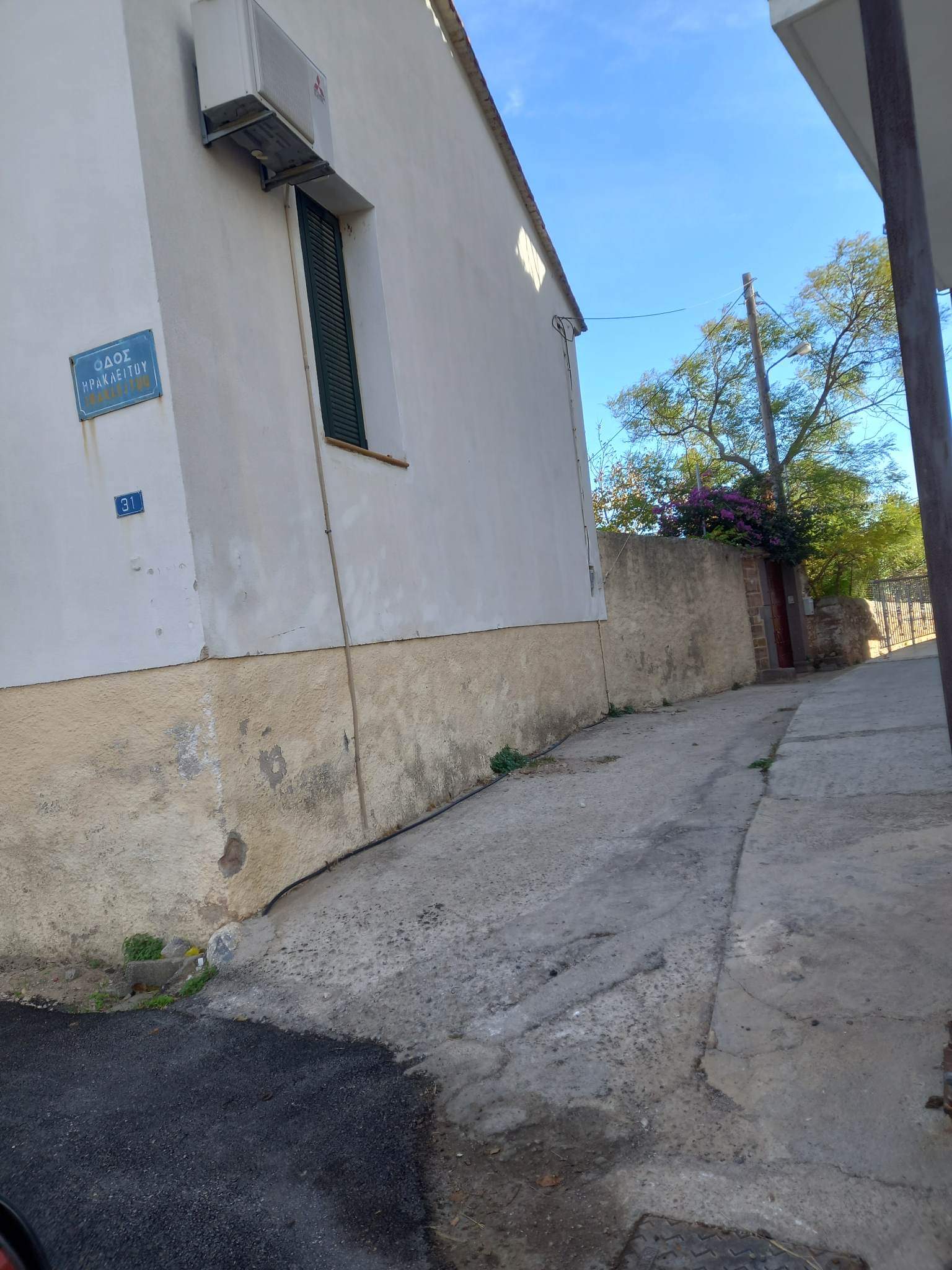 Οικόπεδο με κτίσμα  σε πλειστηριασμό Δήμος Χίου