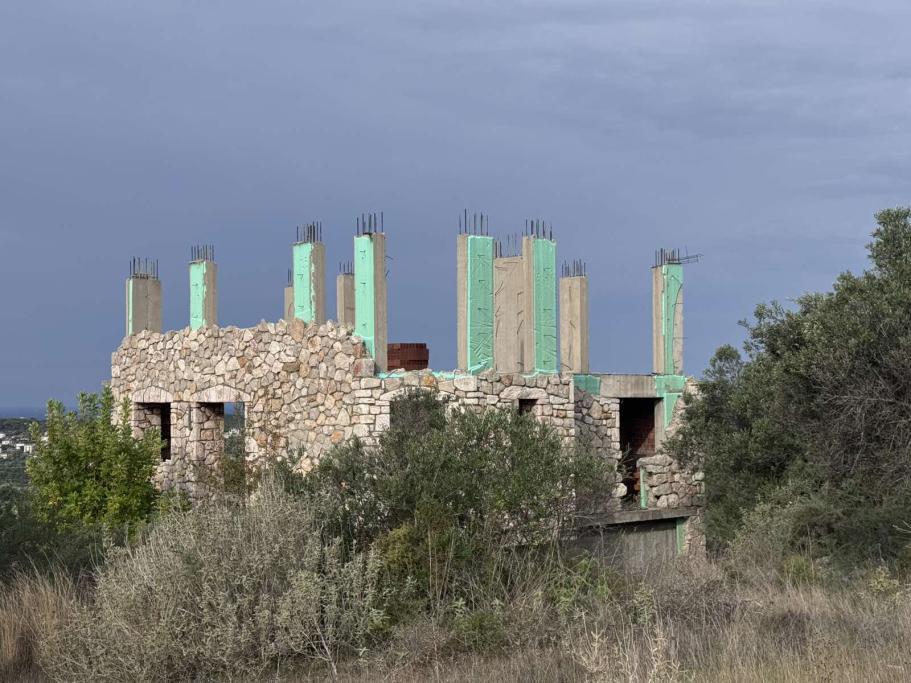 Αγροτεμάχιο με κτίσμα  σε πλειστηριασμό Municipality of Pylos - Nestoros