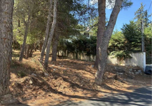 Οικόπεδο με κτίσμα  σε πλειστηριασμό Δήμος Διονύσου