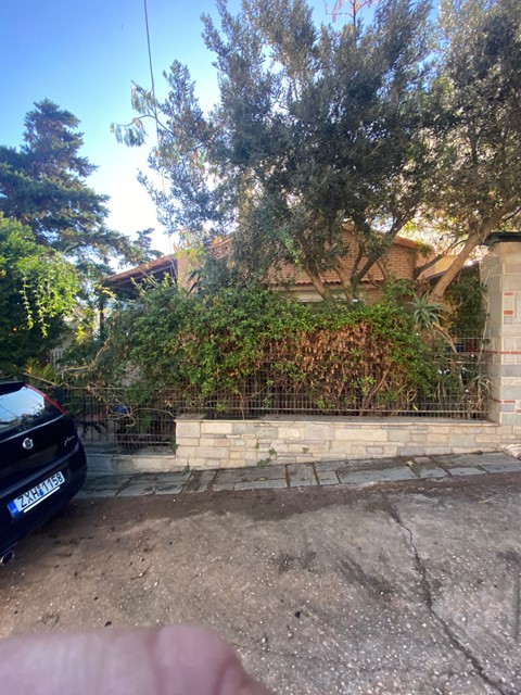 Οικόπεδο με κτίσμα  σε πλειστηριασμό Δήμος Μαρκοπούλου Μεσογαίας