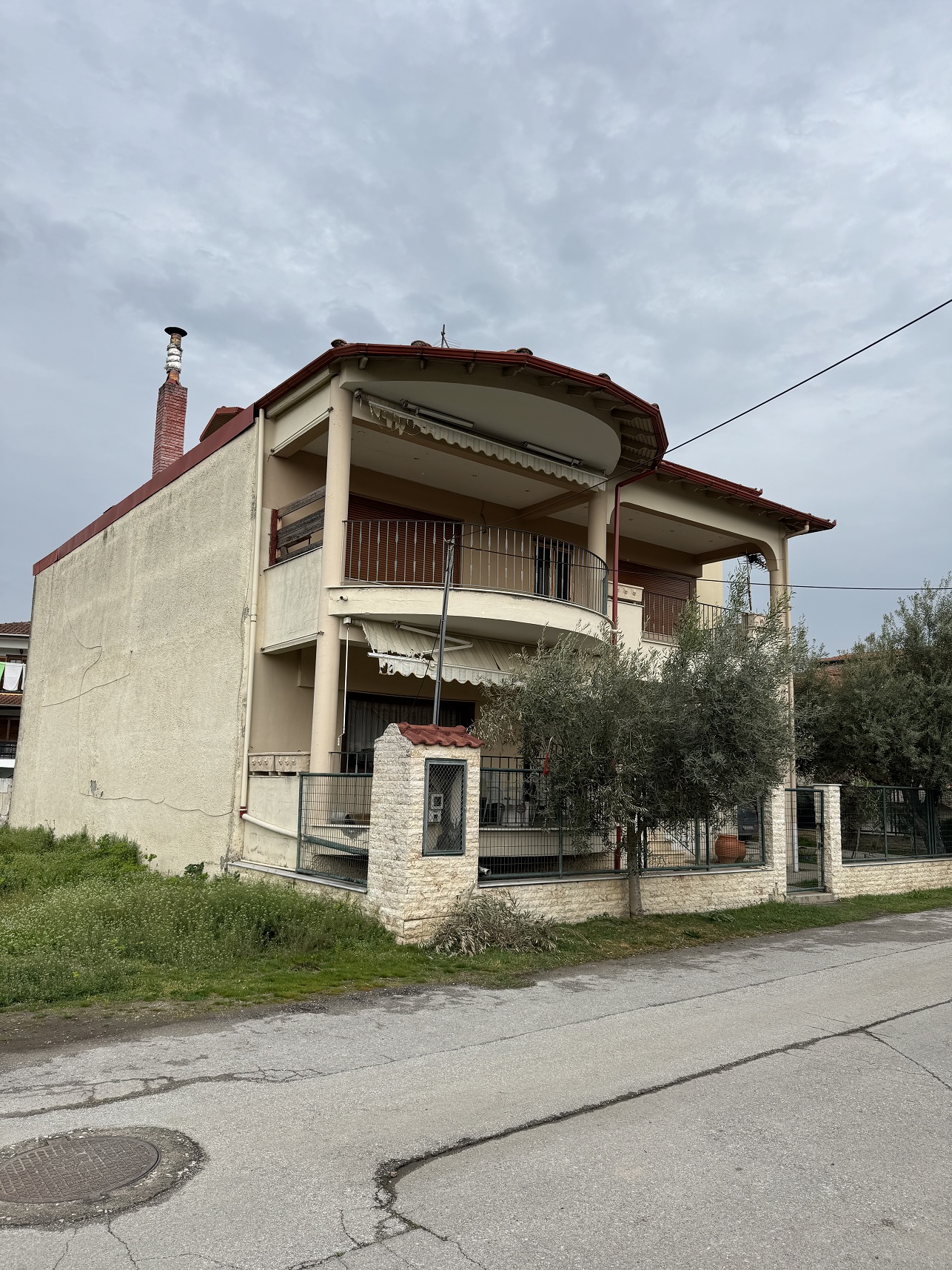 Οικόπεδο με κτίσμα  σε πλειστηριασμό Δήμος Βέροιας