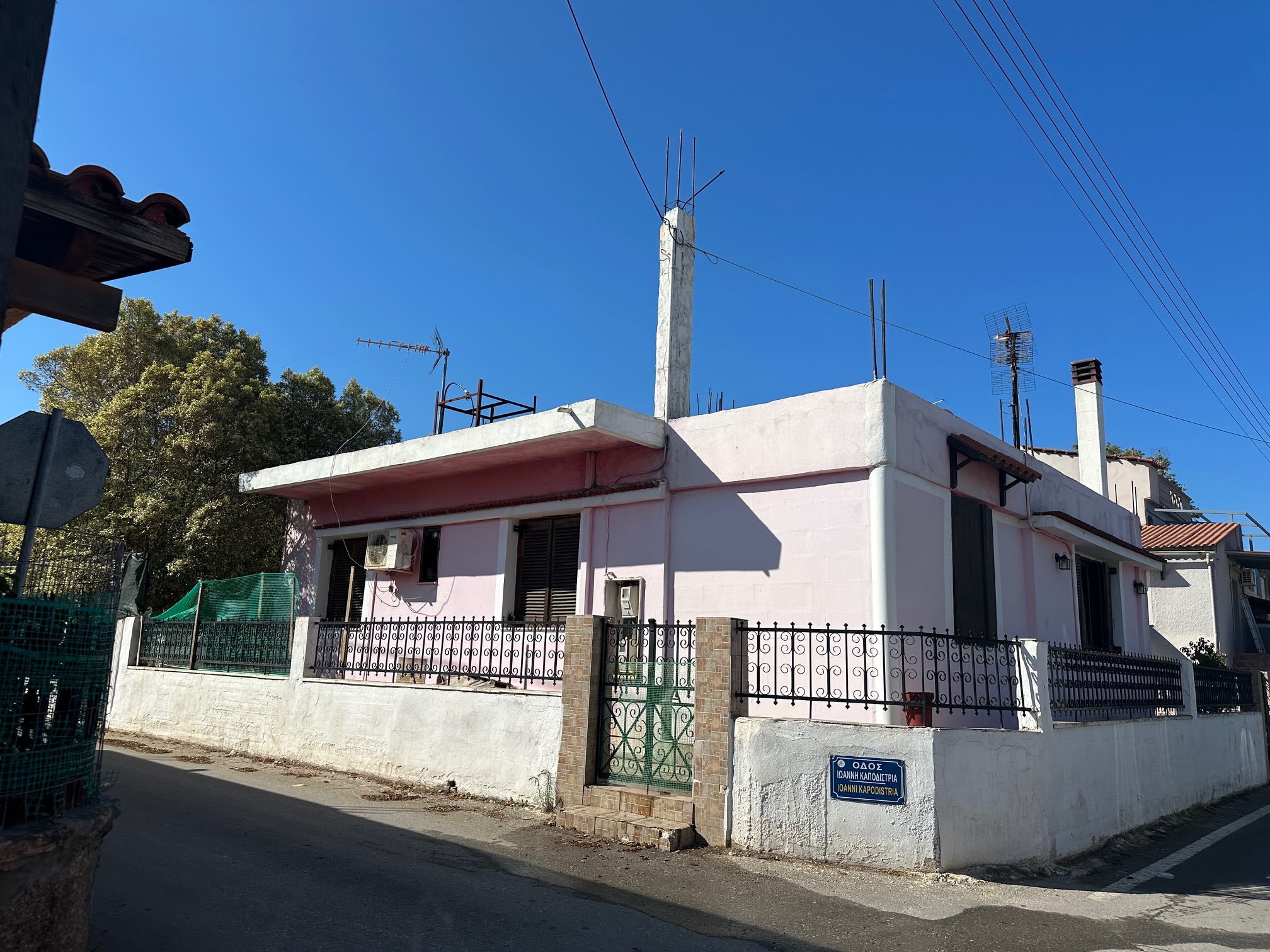 Οικόπεδο με κτίσμα  σε πλειστηριασμό Δήμος Χανίων