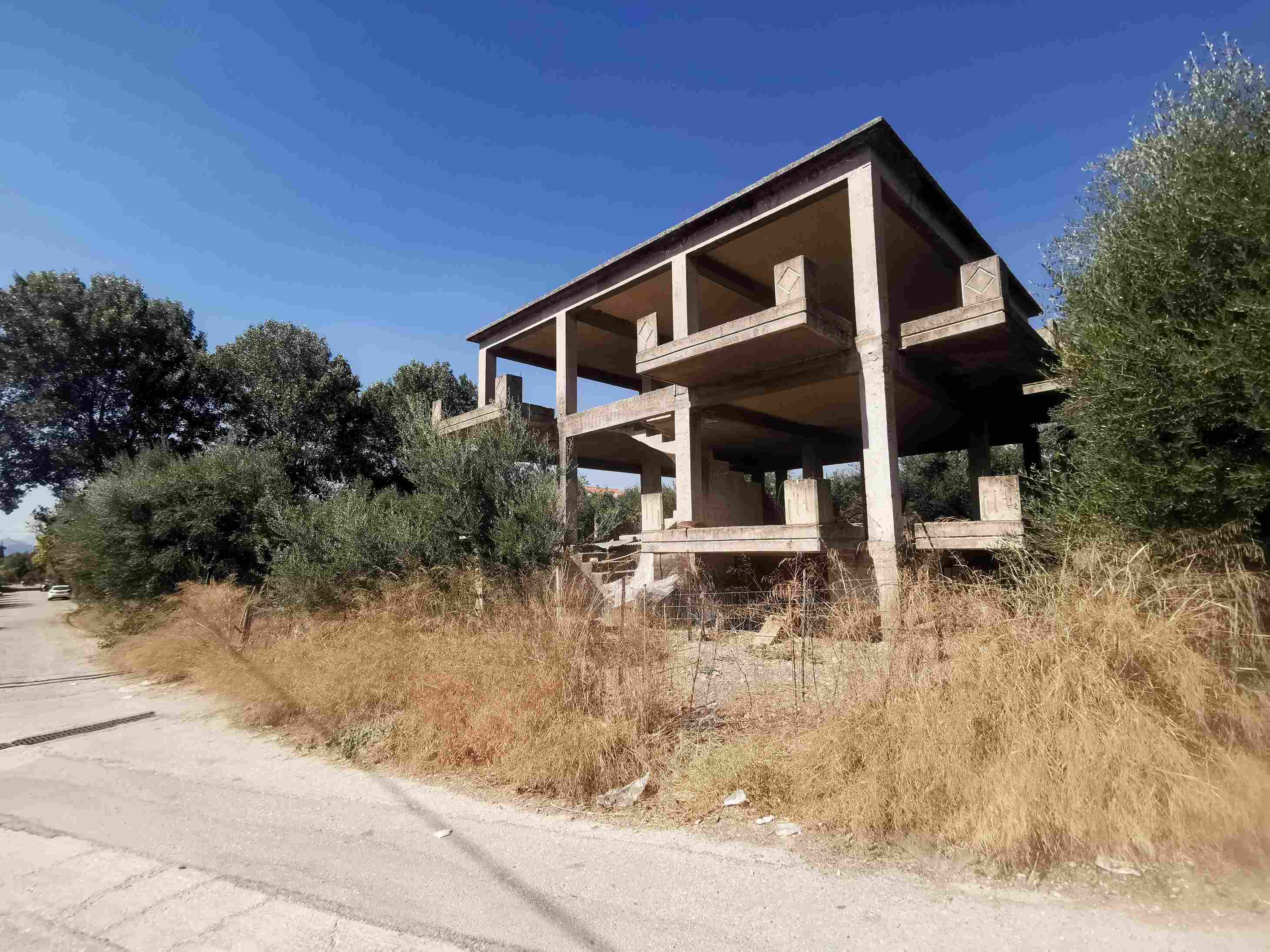 Οικόπεδο με κτίσμα 408.64 τ.μ. σε πλειστηριασμό Δήμος Πατρέων