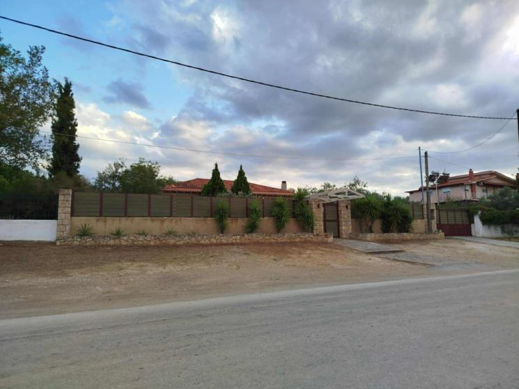 Αγροτεμάχιο με κτίσμα 125 τ.μ. σε πλειστηριασμό Δήμος Λουτρακίου - Περαχώρας - Αγ. Θεοδώρων