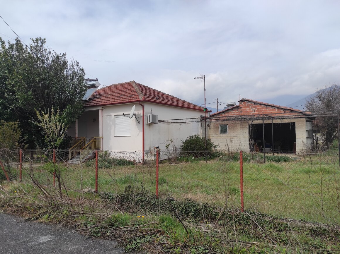 Οικόπεδο με κτίσμα  σε πλειστηριασμό Municipality of Almopia