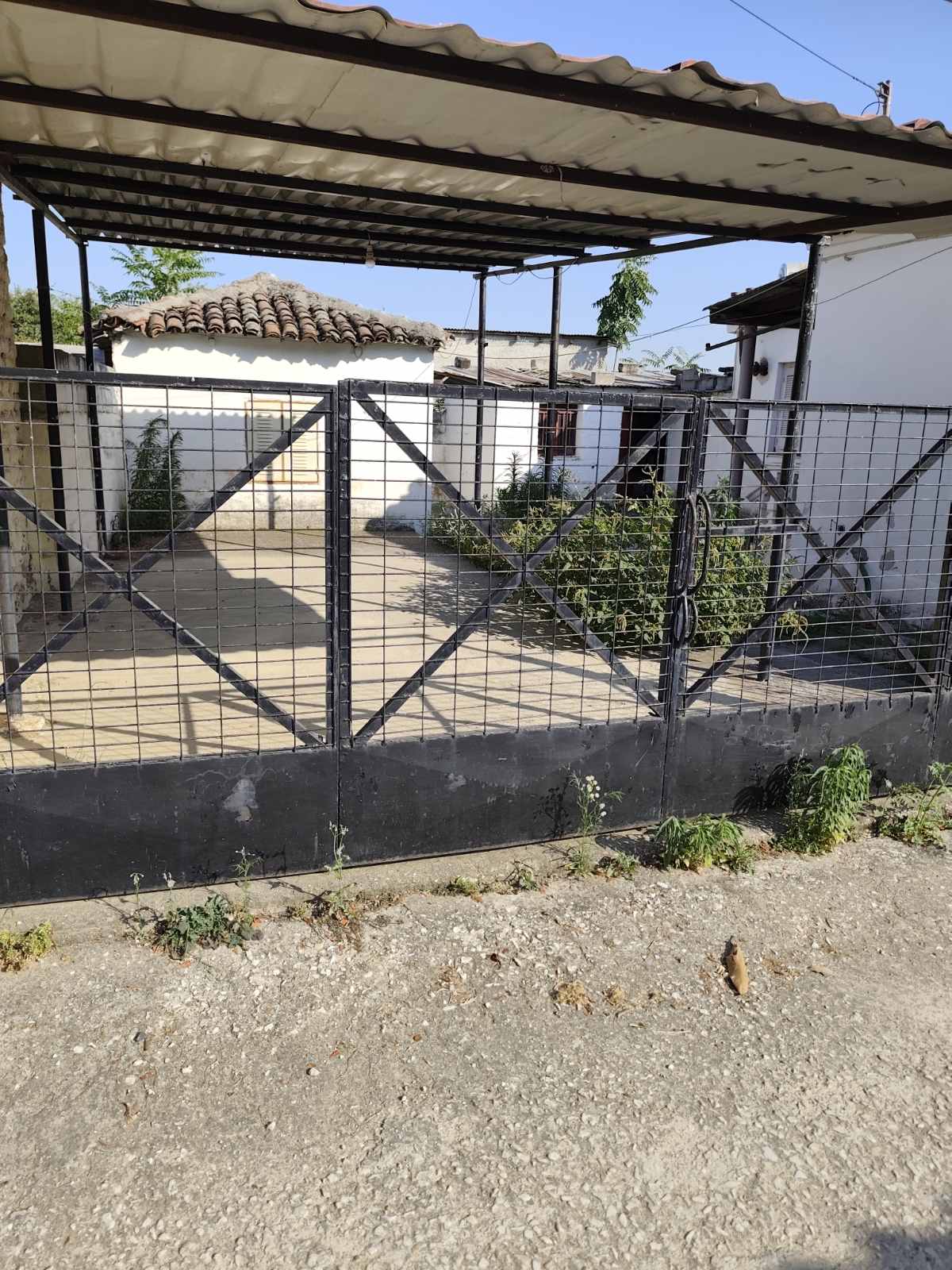 Οικόπεδο με κτίσμα 200 τ.μ. σε πλειστηριασμό Δήμος Τυρνάβου