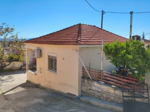 Οικόπεδο με κτίσμα  σε πλειστηριασμό Municipality of Lesvos