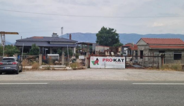 Αγροτεμάχιο με κτίσμα  σε πλειστηριασμό Δήμος Παγγαίου