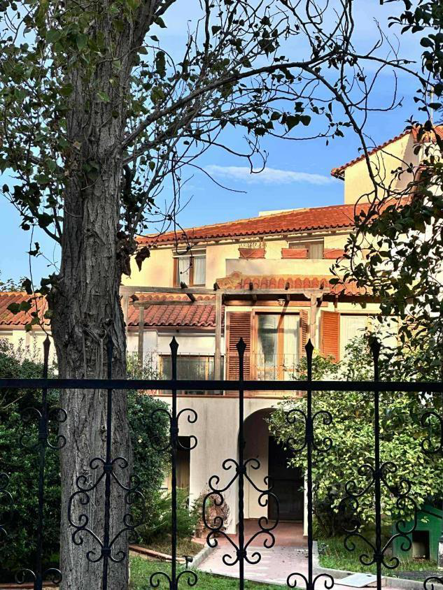 Οικόπεδο με κτίσμα  σε πλειστηριασμό Municipality of Corinthia