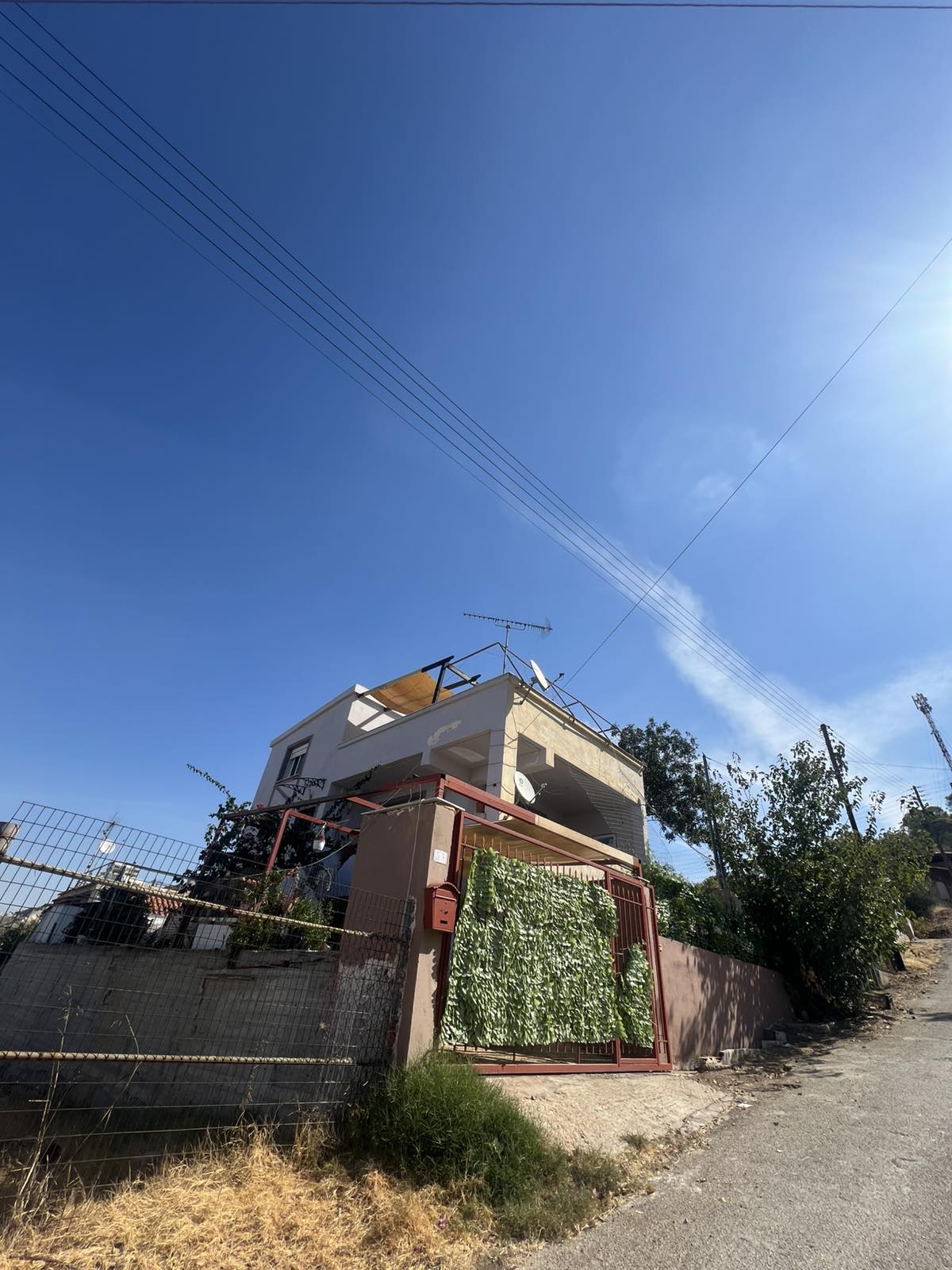 Οικόπεδο με κτίσμα  σε πλειστηριασμό Municipality of Salamina